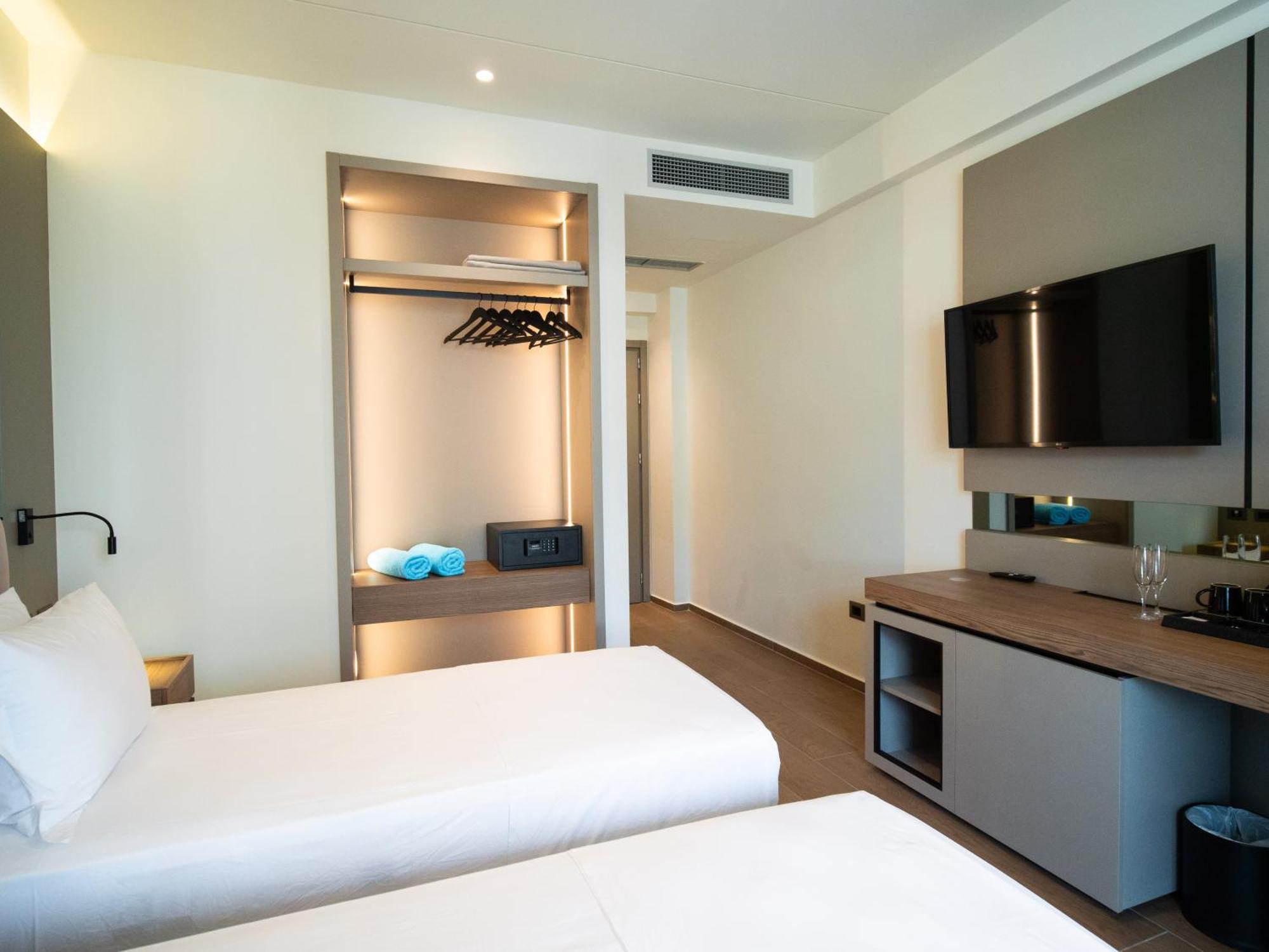 Hotel Jost Caravel Radhimë Exteriér fotografie